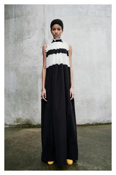 Look 49